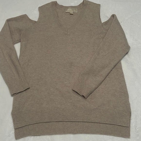 Michael Kors Sweater - Picture 1 of 4